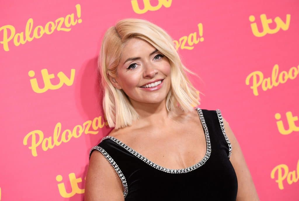 Holly Willoughby Bitcoin Scam Or Legit Did She Invest
